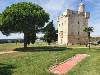 Tour Saint Louis