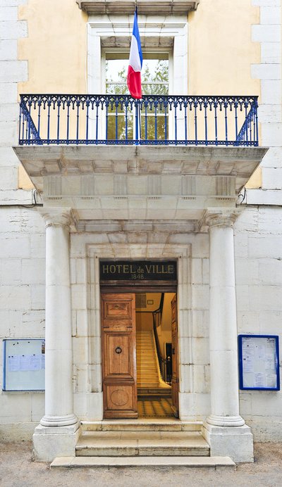 Fronton de l'Hôtel de ville