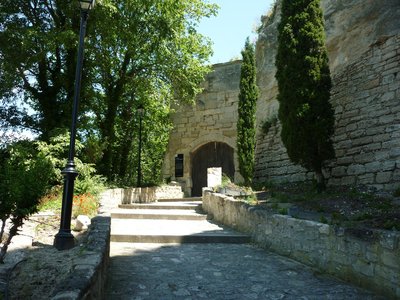 Porte Eyguières