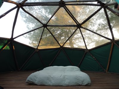 Dôme géodésique intérieur Camping à la ferme Roumavagi