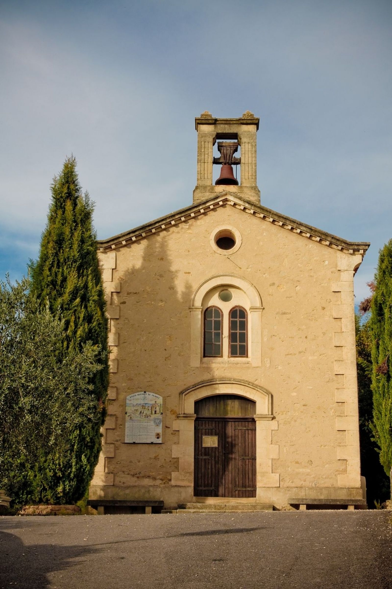 Temple Peypin d'Aigues