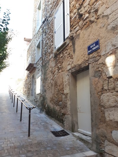 Bas Rue Auguste Charlois