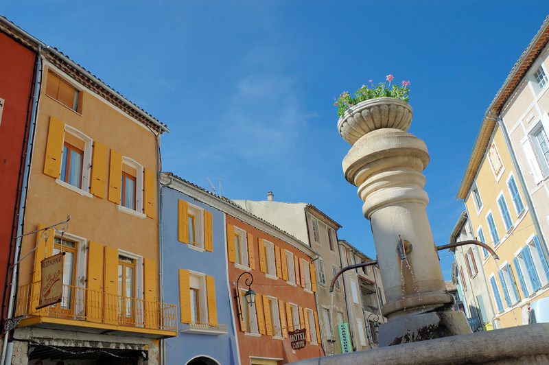 Place des Arcades