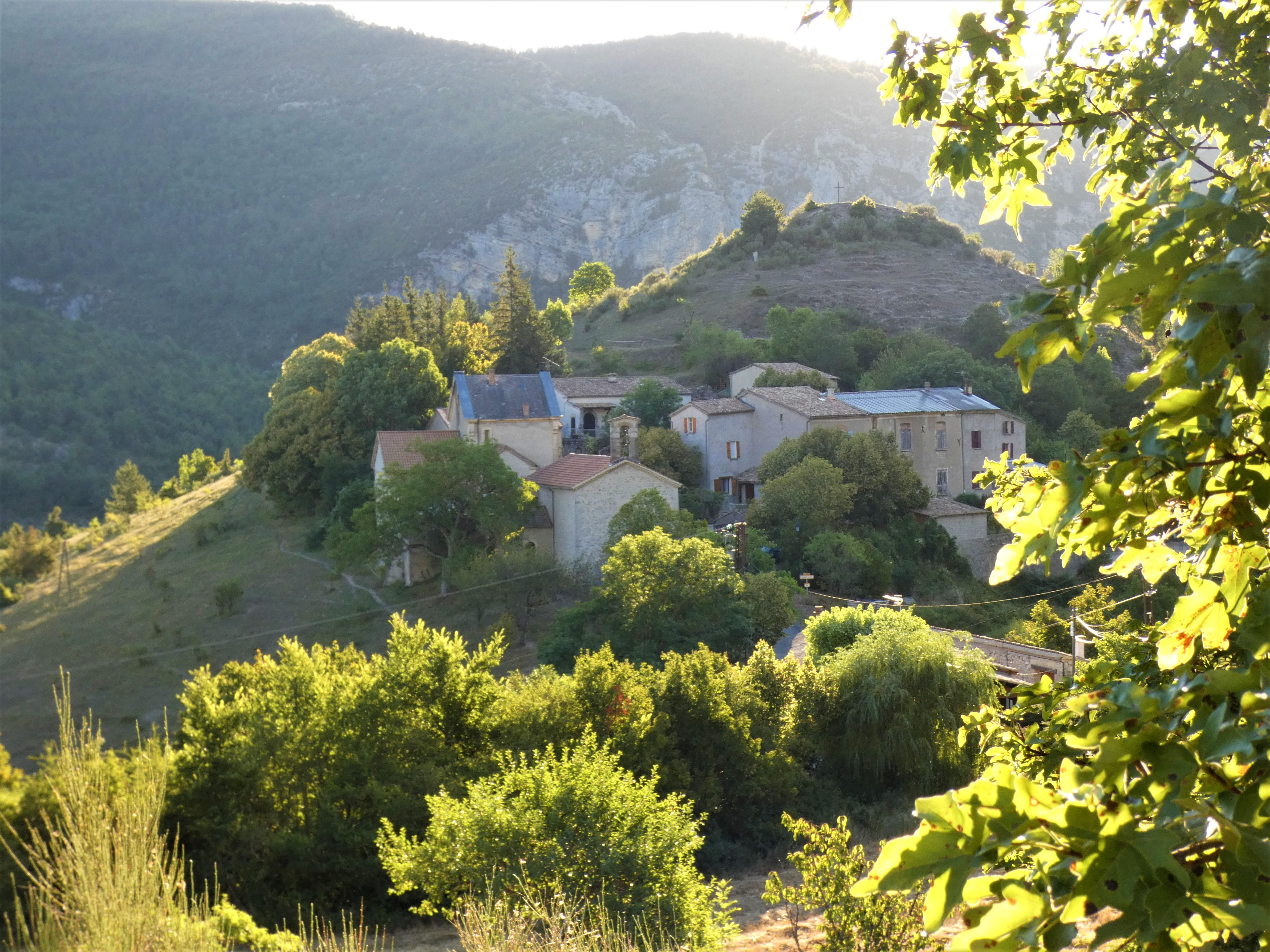 Le village au petit matin
