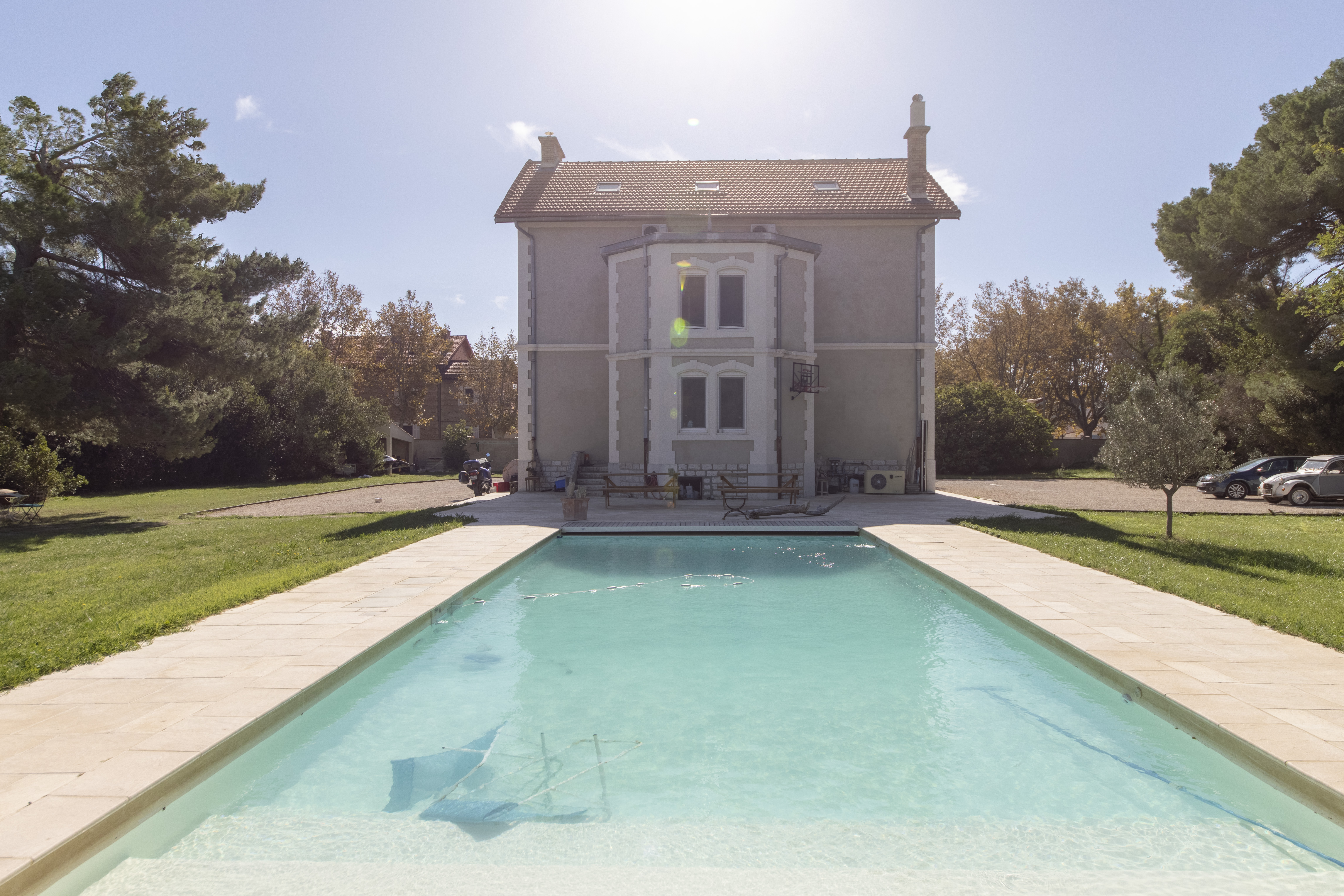 Parc de 5000m2 pour une détente sous le soleil de Camargue