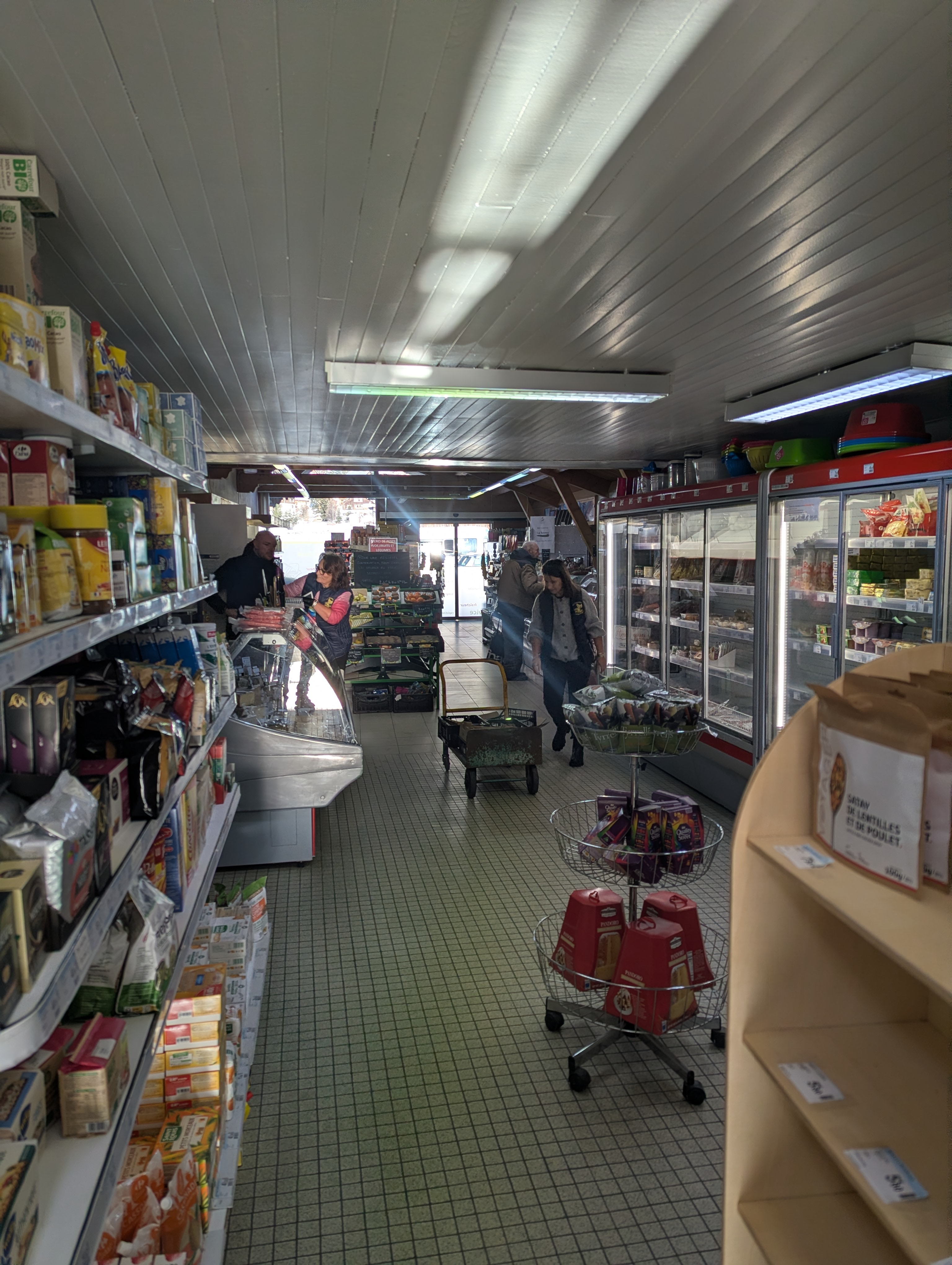 Supérette Proxi_Ceillac