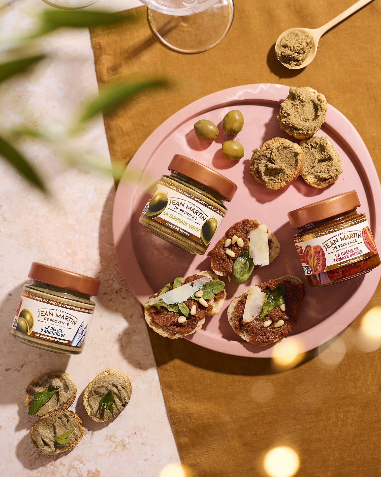 Boutique Jean Martin de Provence à Maussane-les-Alpilles Pots de tapenades