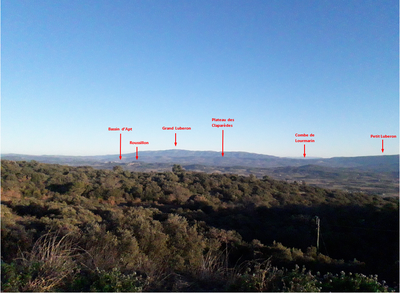 Vue depuis la route de Murs (D15)