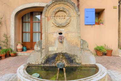 Fontaine rue du portail matheron