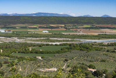 Vue vers l'est depuis Lurs