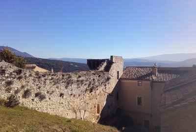 Vestiges des remparts et Portail L'Ayguier