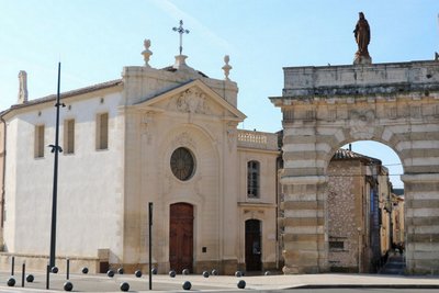Porte du moulin et chapelle de l'Hôtel-Dieu