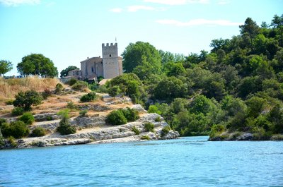 Le lac et son château