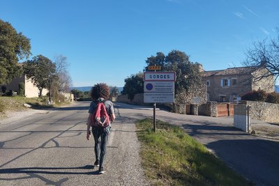 Entrée nord de Gordes