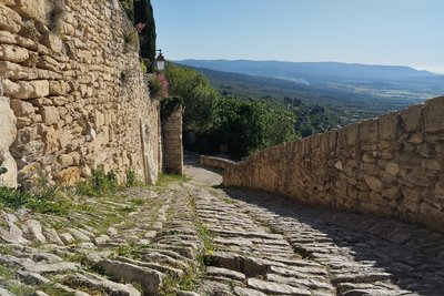 Calade de la Rue du belvédère