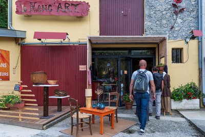 Entrée du Hang'art©Martin Champon