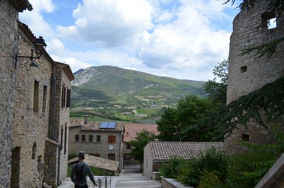 Les crêtes de Clavelière depuis Saint-Auban-sur-l'Ouvèze