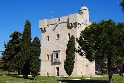La tour Saint-Louis