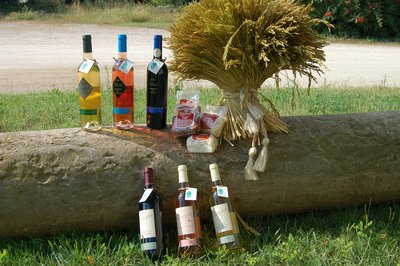 Vins d'Arles marqués Parc naturel régional de Camargue