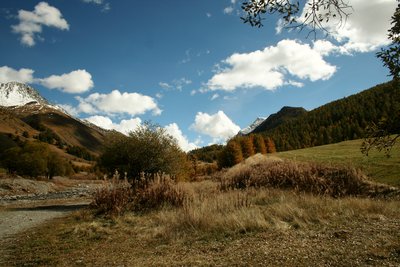 Vallée de l’Aigue d’Agnelle depuis le pont de l’Ariane