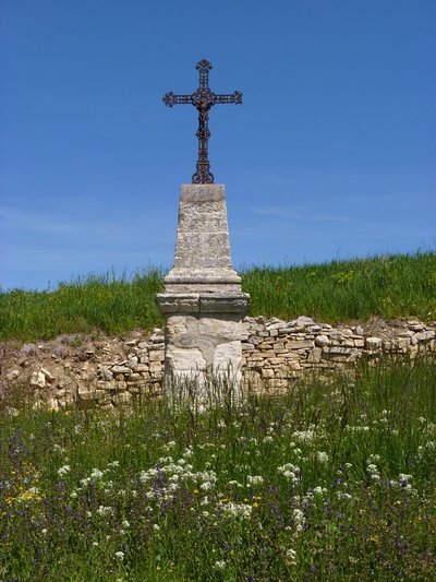 Croix des Plantades à Murs