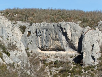 L'unique falaise des gorges ouverte à l'escalade
