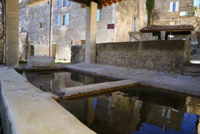 Lavoir couvert de Buoux