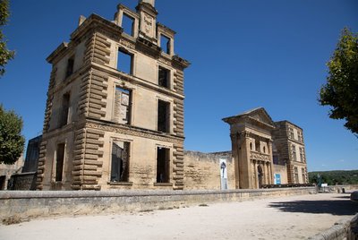 Château de La Tour-d'Aigues