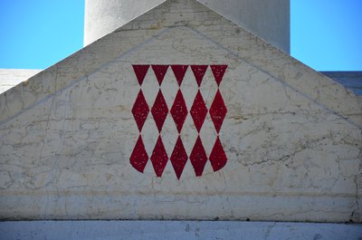 Blason sur le monument aux morts