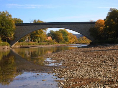 Le pont voûte de Gréoux les Bains