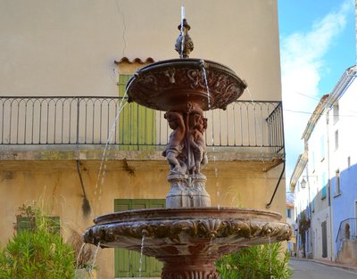 La fontaine aux bambins 