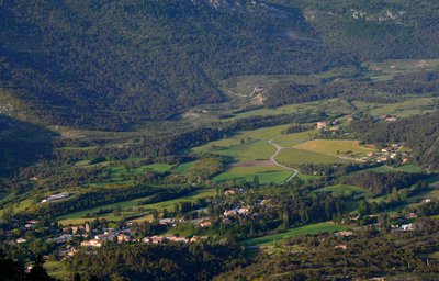 Vue sur la Roque Esclapon
