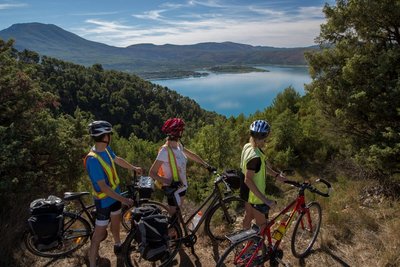Le lac de Sainte-Croix