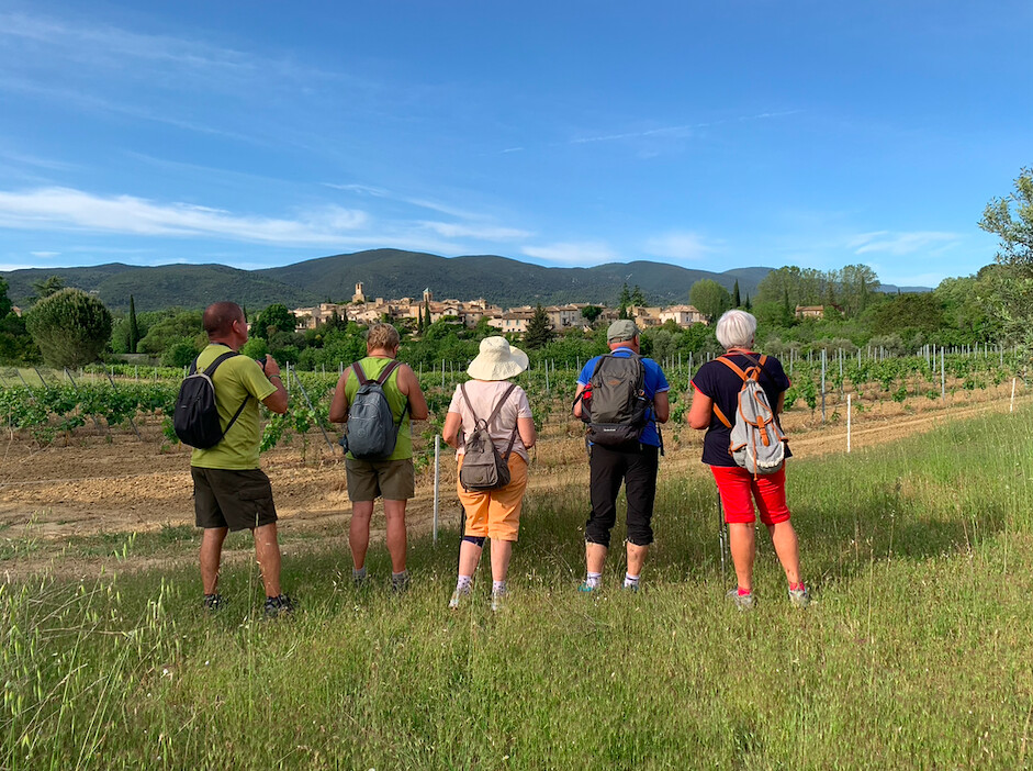 À l'approche de Lourmarin