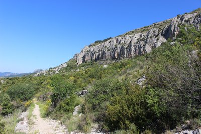 Les falaises au-dessus de la Roche-sur-le-Buis