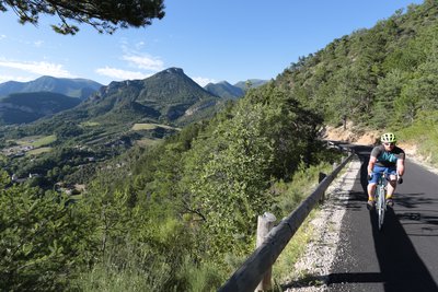 Au sommet du col d'Eyroles